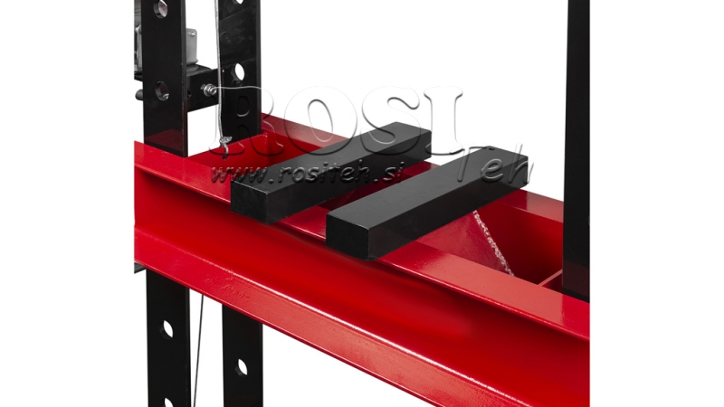 VERKSTAD HYDRAULISK PRESS FÖR LAGER 50T - två hastigheter